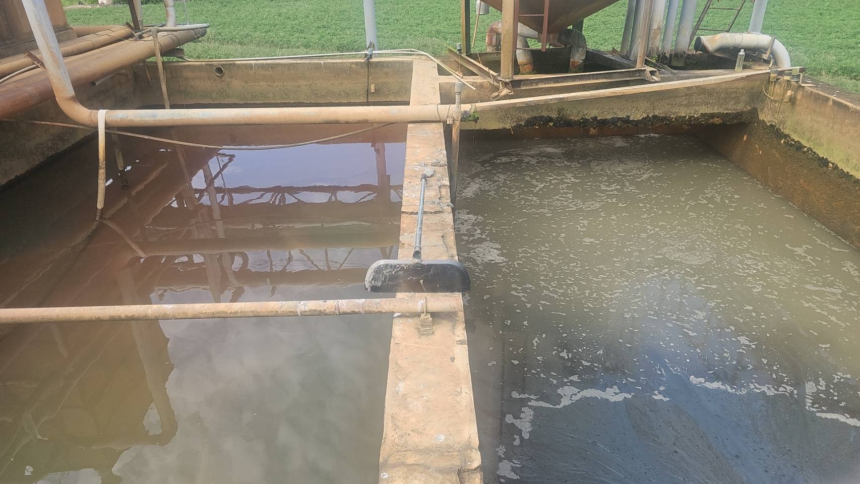 吸泥半拖車/抽汙泥